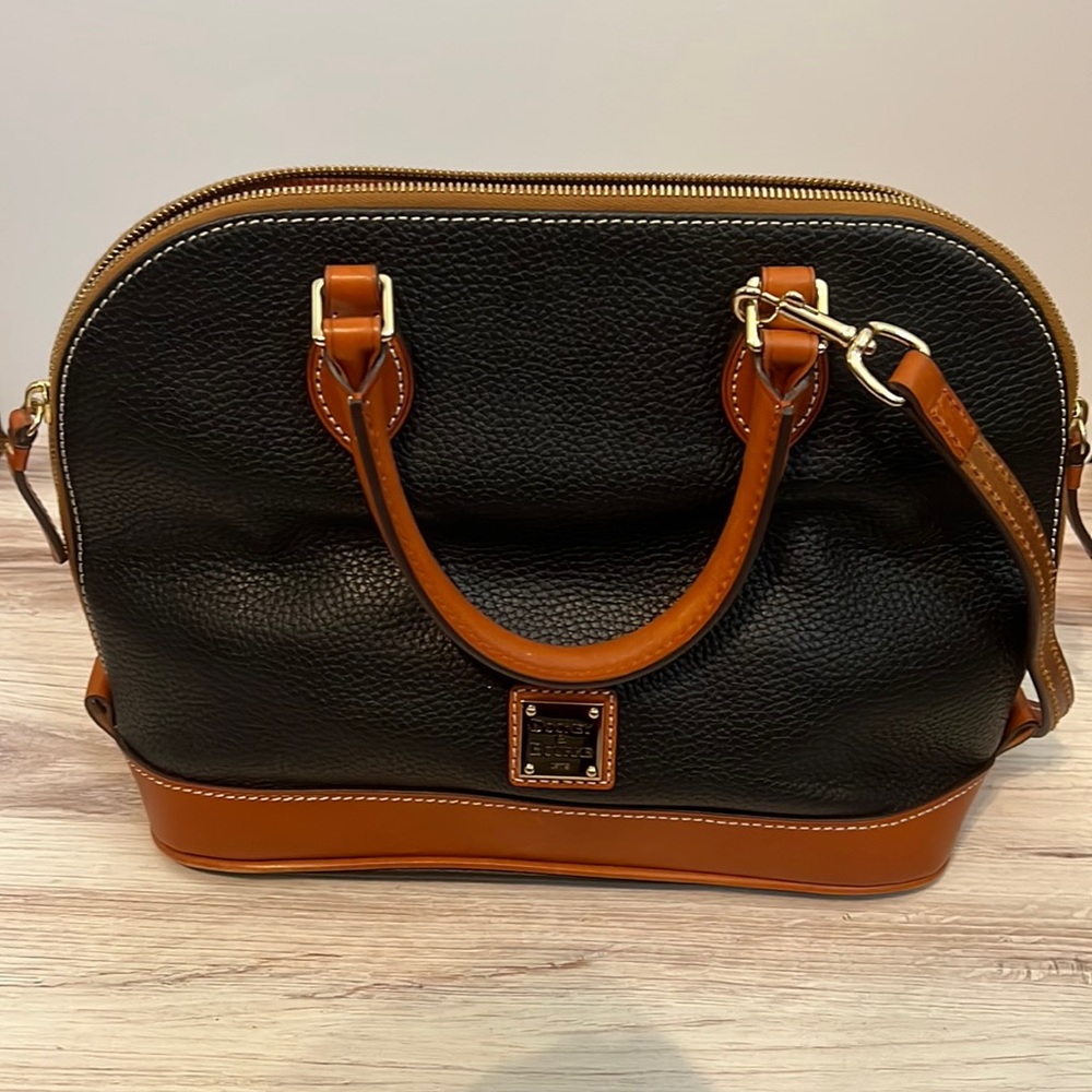Dooney & Bourke bag